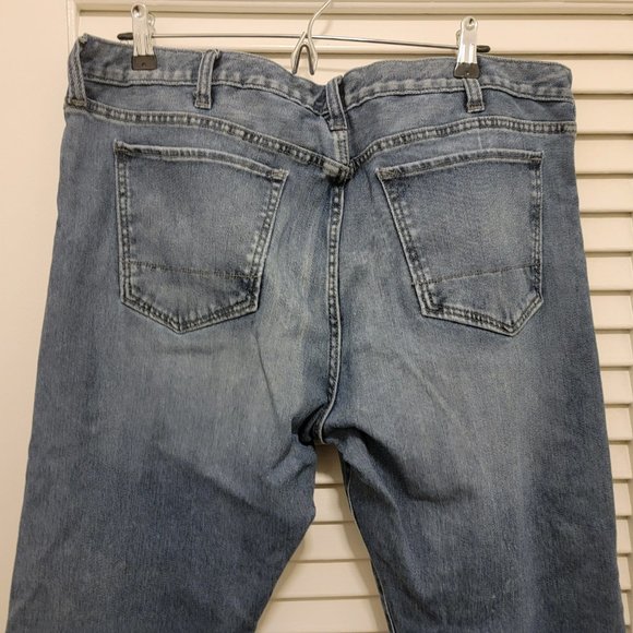 Banana Republic Men's Premium Performance Jeans Denim 38x31 - Picture 5 of 6